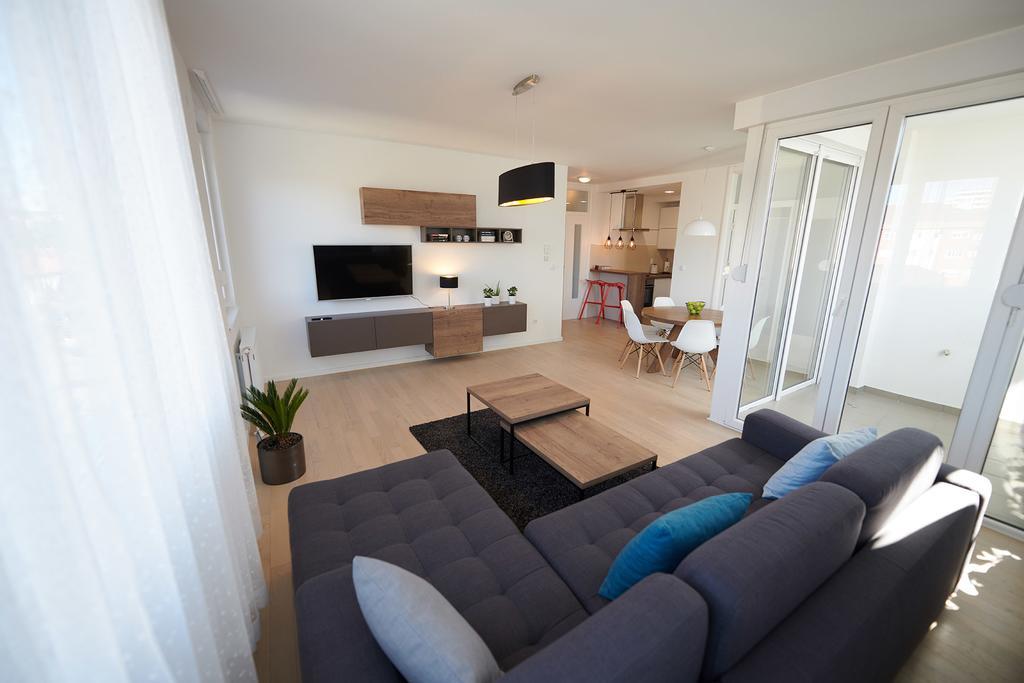 באניה לוקה Modern Luxurious Apartment מראה חיצוני תמונה
