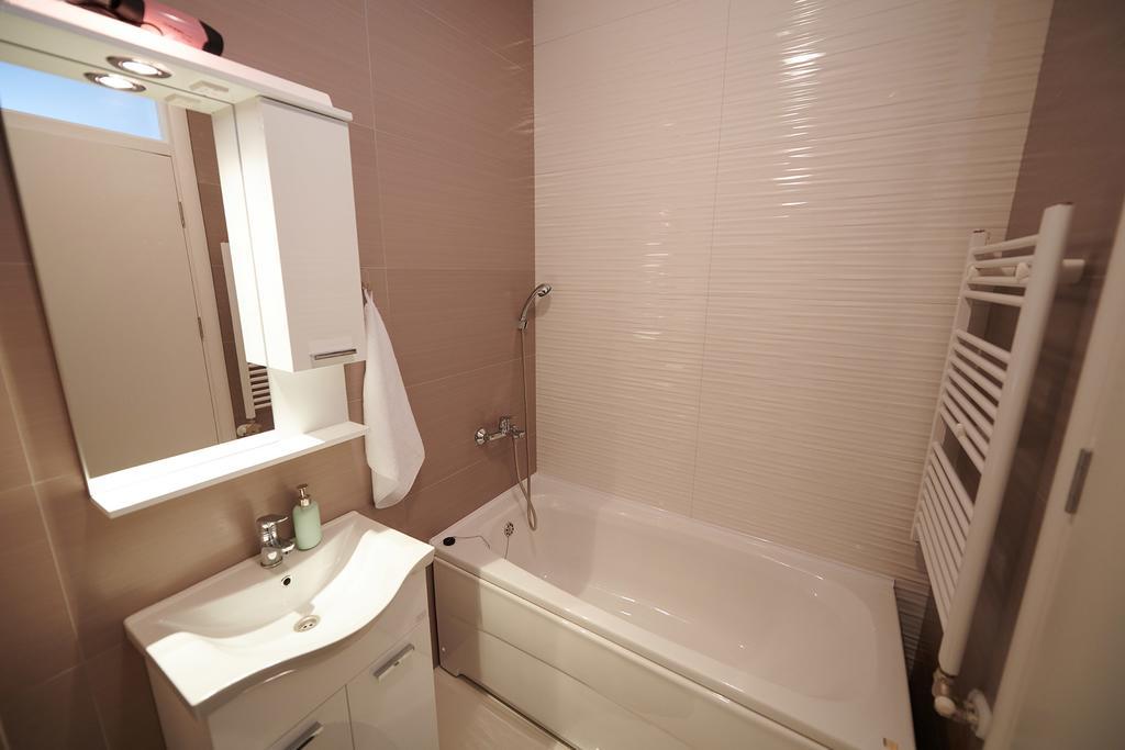 באניה לוקה Modern Luxurious Apartment מראה חיצוני תמונה